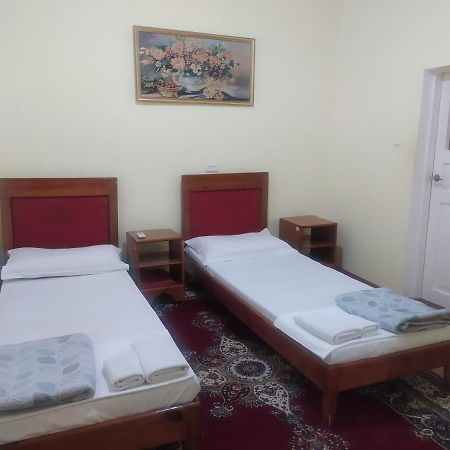 Amir-Yaxyo Hotel Bukhara Esterno foto