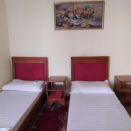 Amir-Yaxyo Hotel Bukhara Esterno foto