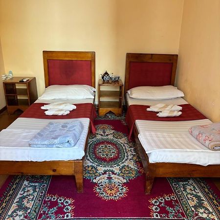 Amir-Yaxyo Hotel Bukhara Esterno foto