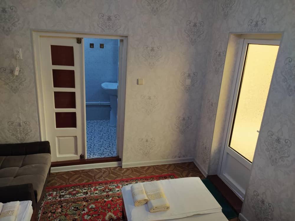 Amir-Yaxyo Hotel Bukhara Esterno foto