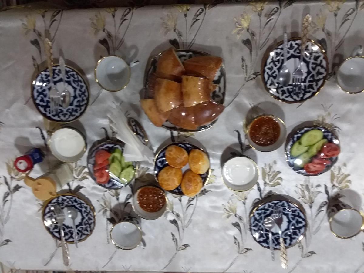 Amir-Yaxyo Hotel Bukhara Esterno foto